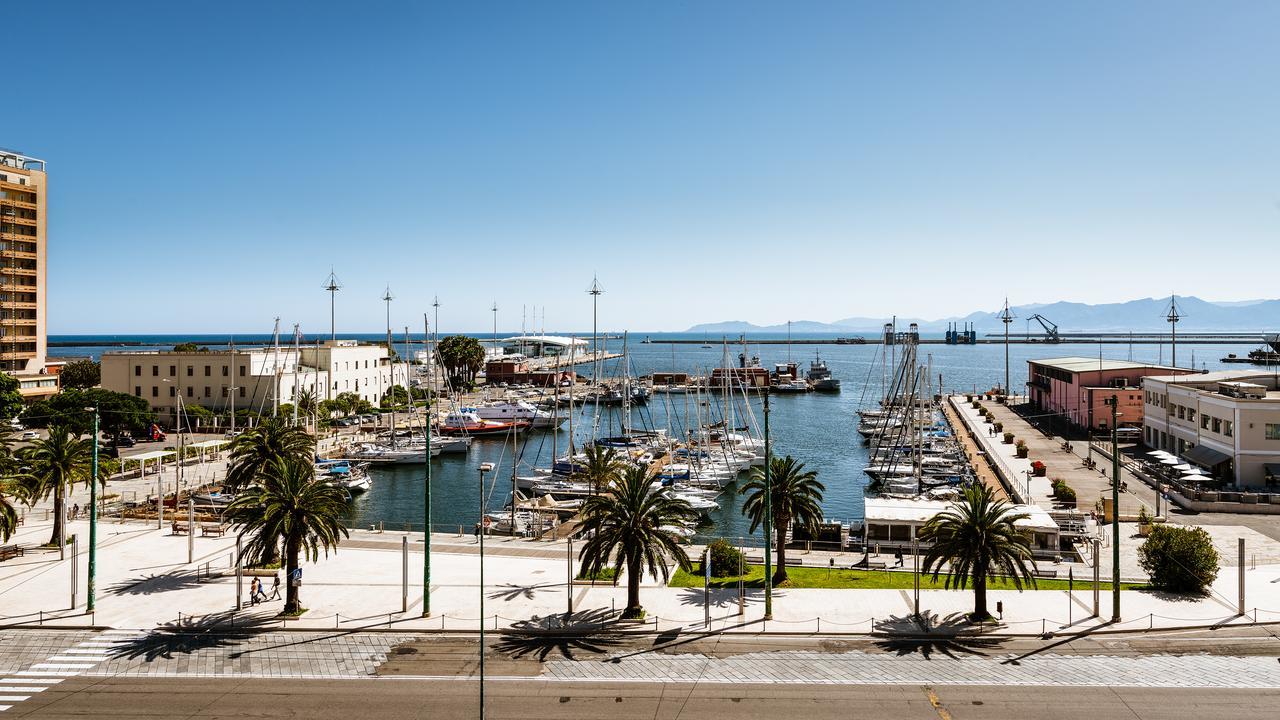 Birkin Marina Hotel Cagliari Bagian luar foto